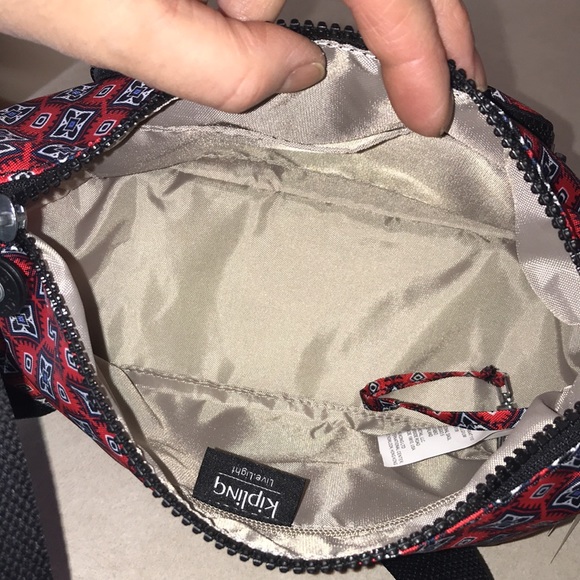 Kipling Samara Crossbody NWT! - Picture 5 of 10